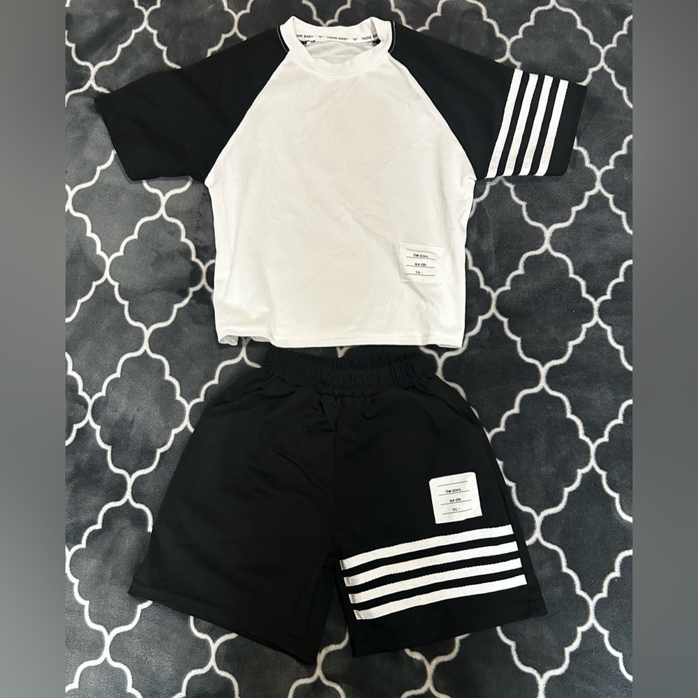 Stylish Black and White Kids' Raglan Set